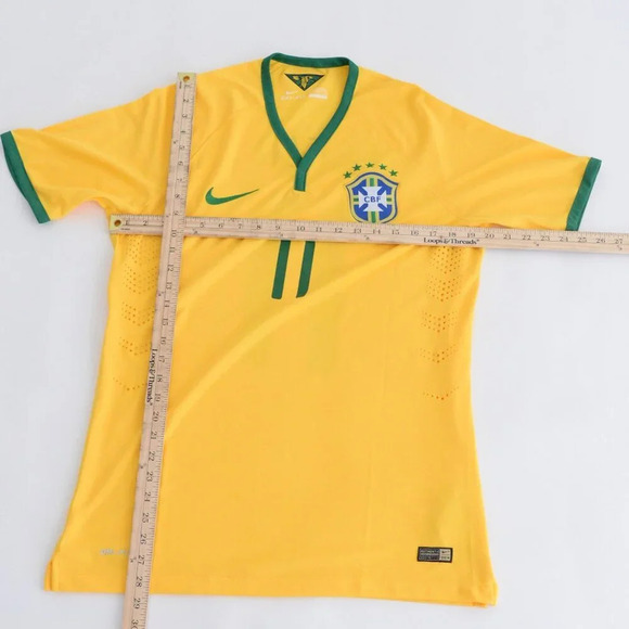 Nike Authentic Sn# 000167113 Brazil National Team 14" World Cup #11 Oscar Jersey - Picture 4 of 12